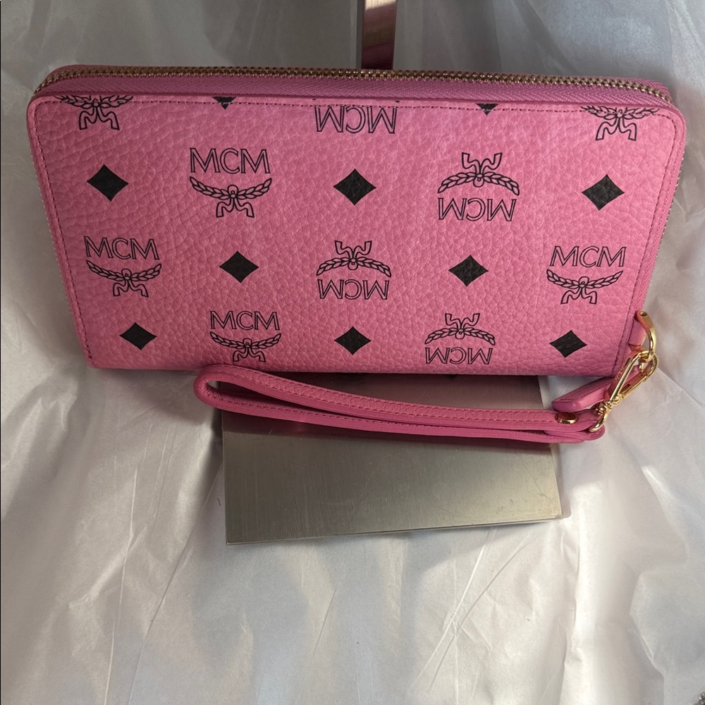 MCM Pink Wallet with Gold and Silver Studs - Picture 2 of 16